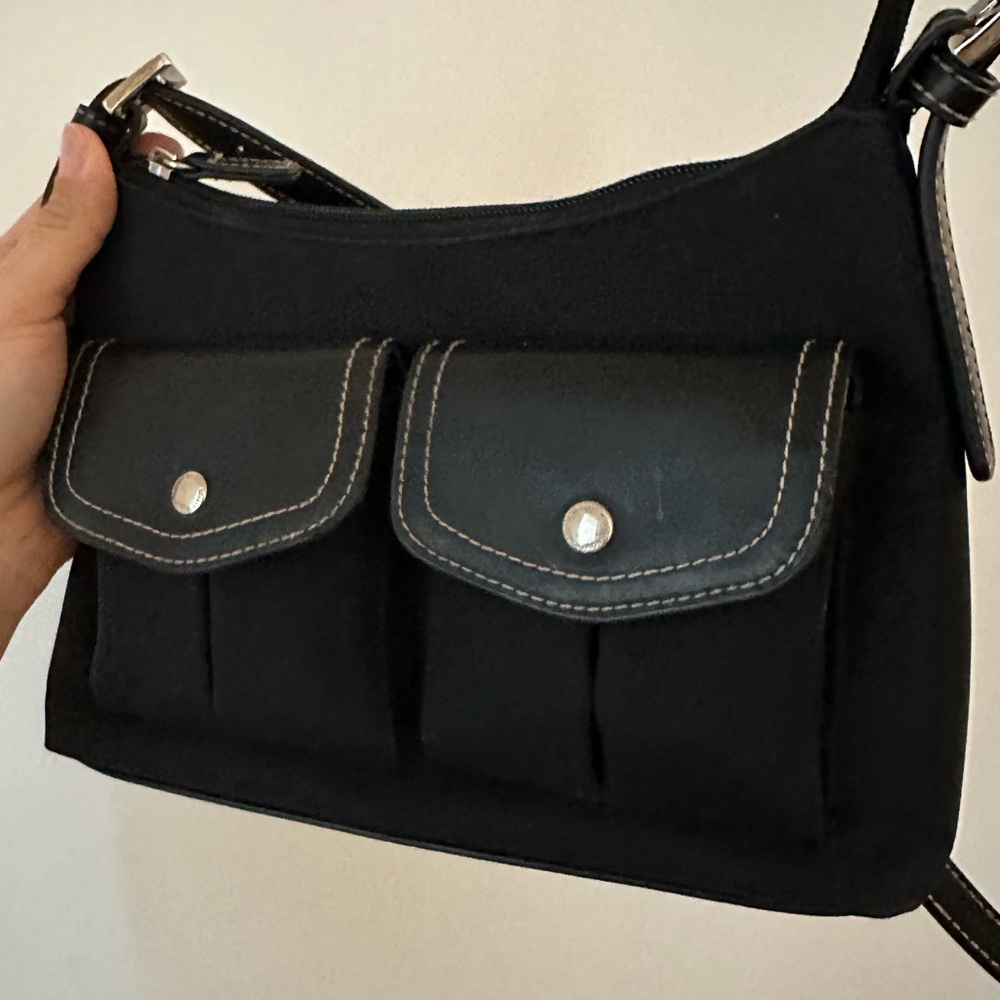 Vintage Black Women’s Shoulder Bag with Front Flap Pockets Hidden Pocket